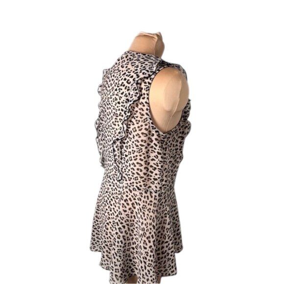 CAbi Sheer Leopard Print Deep V-neck Tank Size Small - Picture 5 of 6